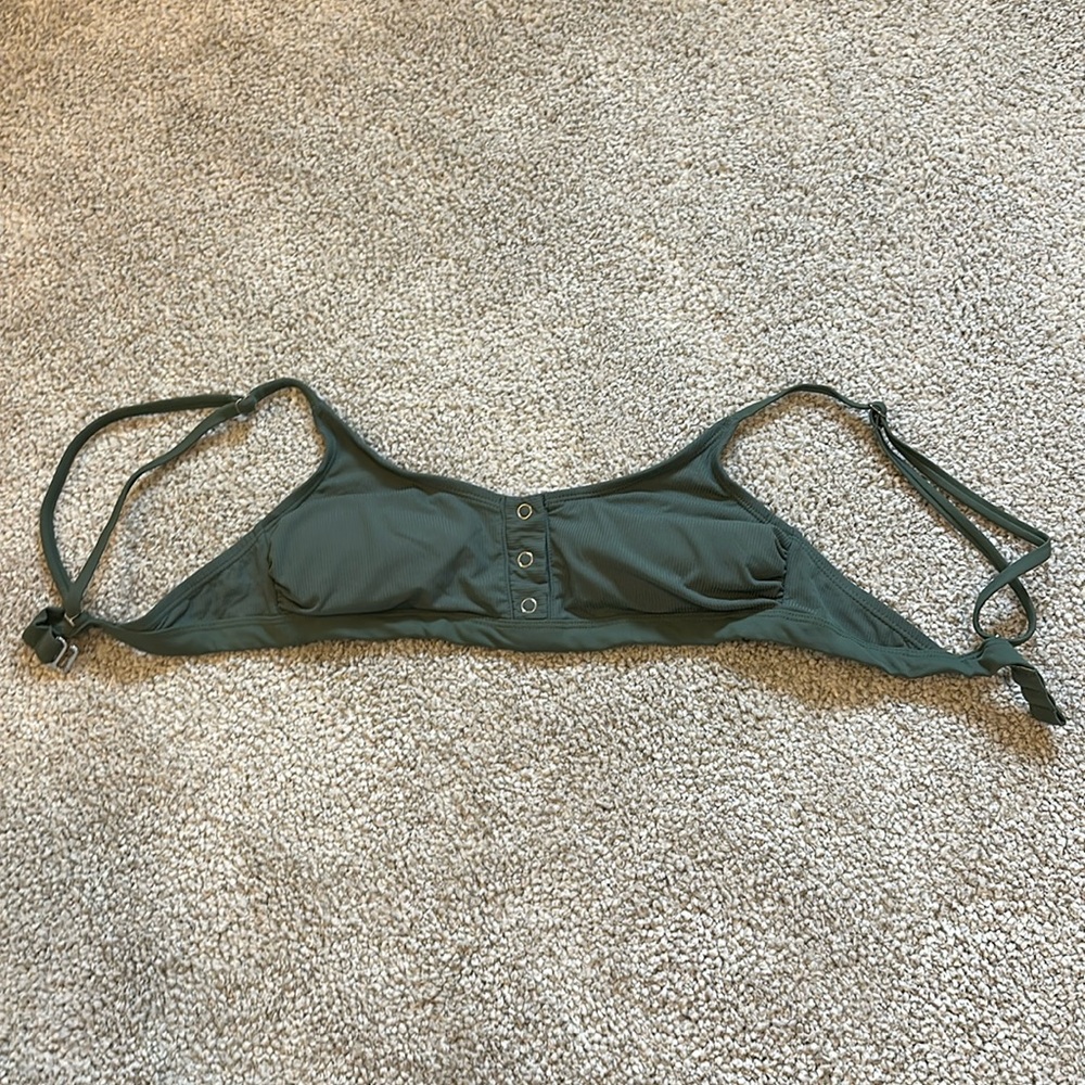 ***SAGE GREEN*** xhilaration swim suit top, large, bikini, button front, clasp